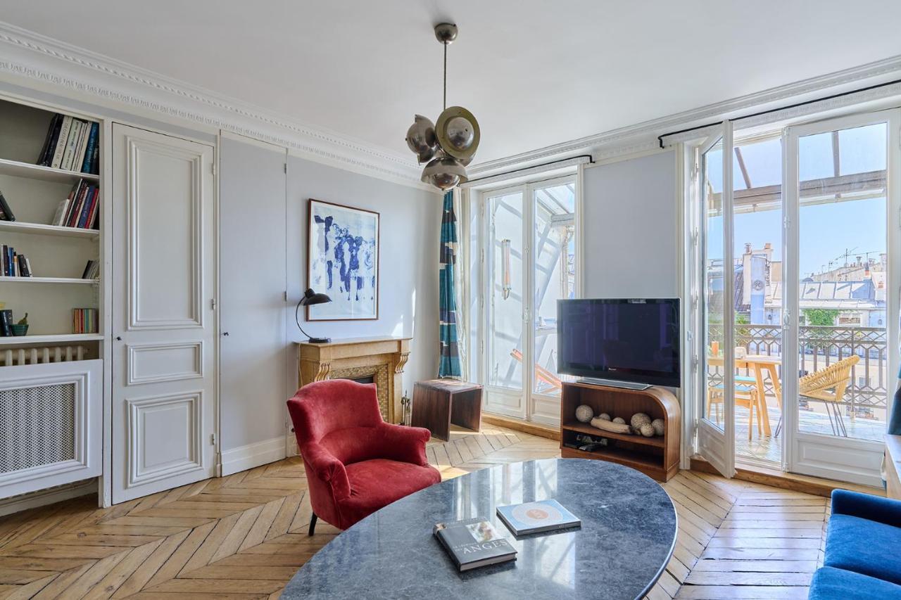 Apartment Center Of Paris With Terrace By Studio Prestige Экстерьер фото